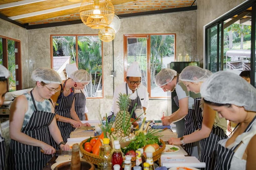 Railay: Hands-On Thai Cooking Class at Railay Beach - Getting Your Ingredients and Tools Under Control