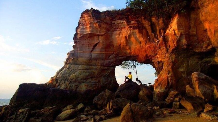 Sea Kayaking in Ao Thalane & Optional Full-Day Hong Island - Practical Tips: Tide Timing, What to Pack, and How to Stay Comfortable