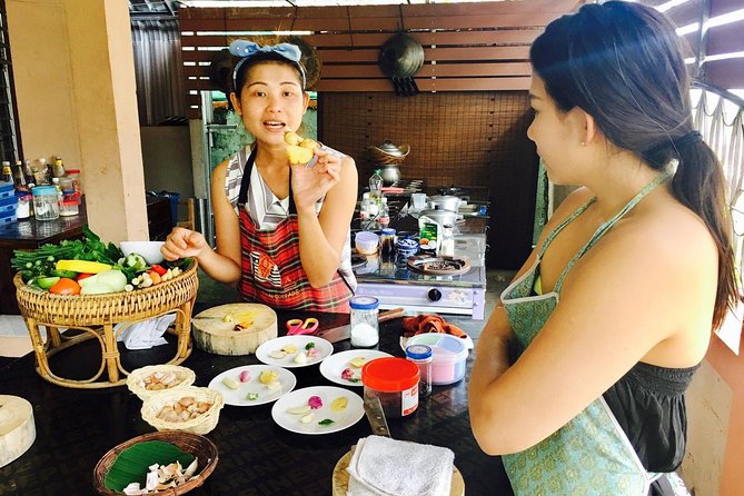 Small-Group Smart Thai Cooking Class in Krabi - The Chefs and Teaching Style: What Makes It Feel Personal