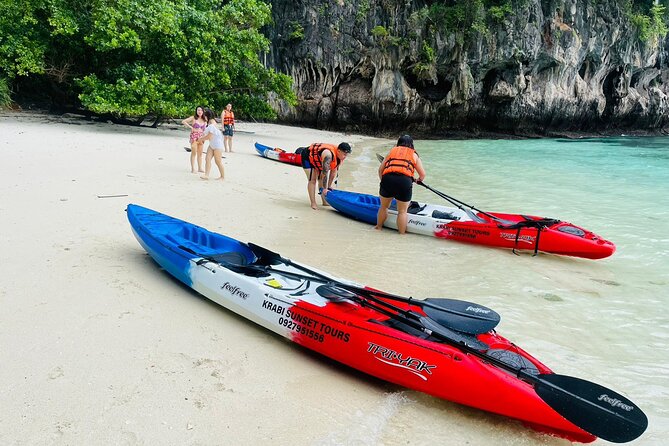 Snorkeling and Kayaking Tour at Hong Islands From Krabi - Hong Viewpoint: the climb that’s worth it when the sky cooperates