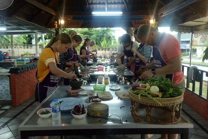 The Best Cooking Class at Thai Charm Cooking School in Krabi - The menu style: choosing up to 7 dishes (and everyone learns dessert)