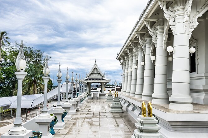 Tiger Cave Temple, Emerald Pool & Hot Springs Tour from Krabi - What to pack and how to pace yourself