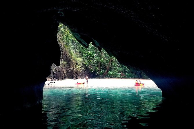Tin Adventure Sea Tour to 4 Islands & Emerald Cave from Koh Lanta - Morakot Emerald Cave swim: the main event