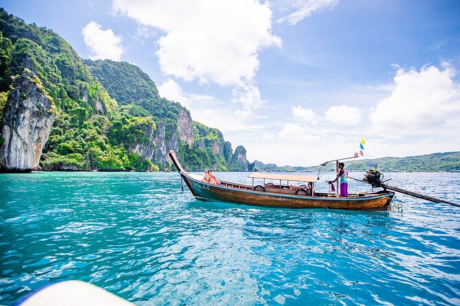 Wonderful Phi Phi Islands Snorkeling Tour from Krabi - When Crowds Make It Feel Rushed (and How You Can Control the Chaos)