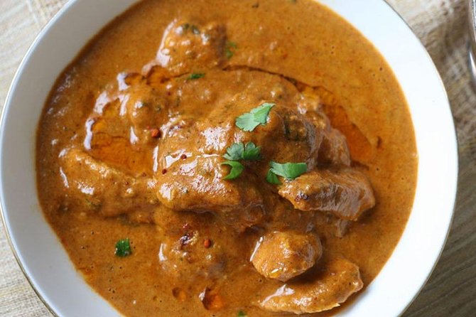Ya's Krabi Thai Cookery School - Pickup, timing, and how the class day really works