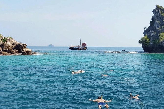 Yawasam Island, Talu Island and Bayu Beach Snorkeling Trip From Krabi - Why this Krabi snorkeling route feels calmer than the big-name loops